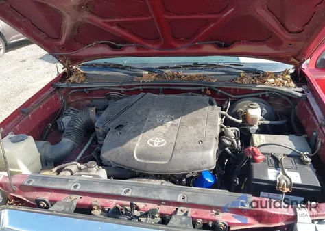 2005 Toyota Tacoma Base V6 z USA, uszkodzony, nr VIN 5TEUU42N45Z114953